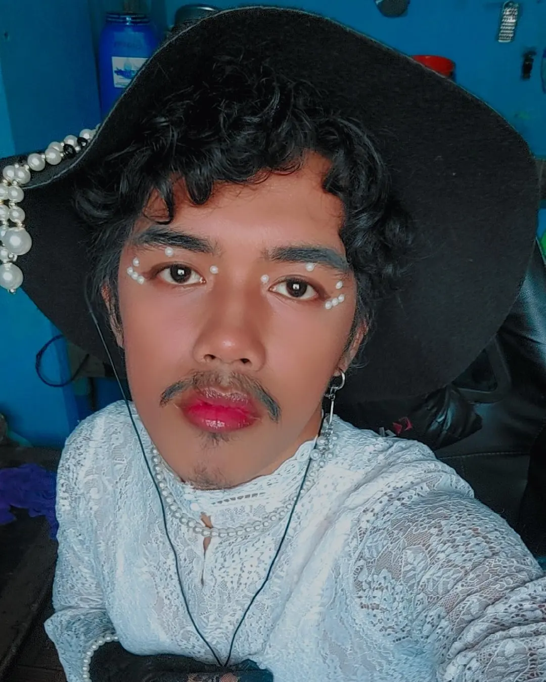 My final makeup look without the mask